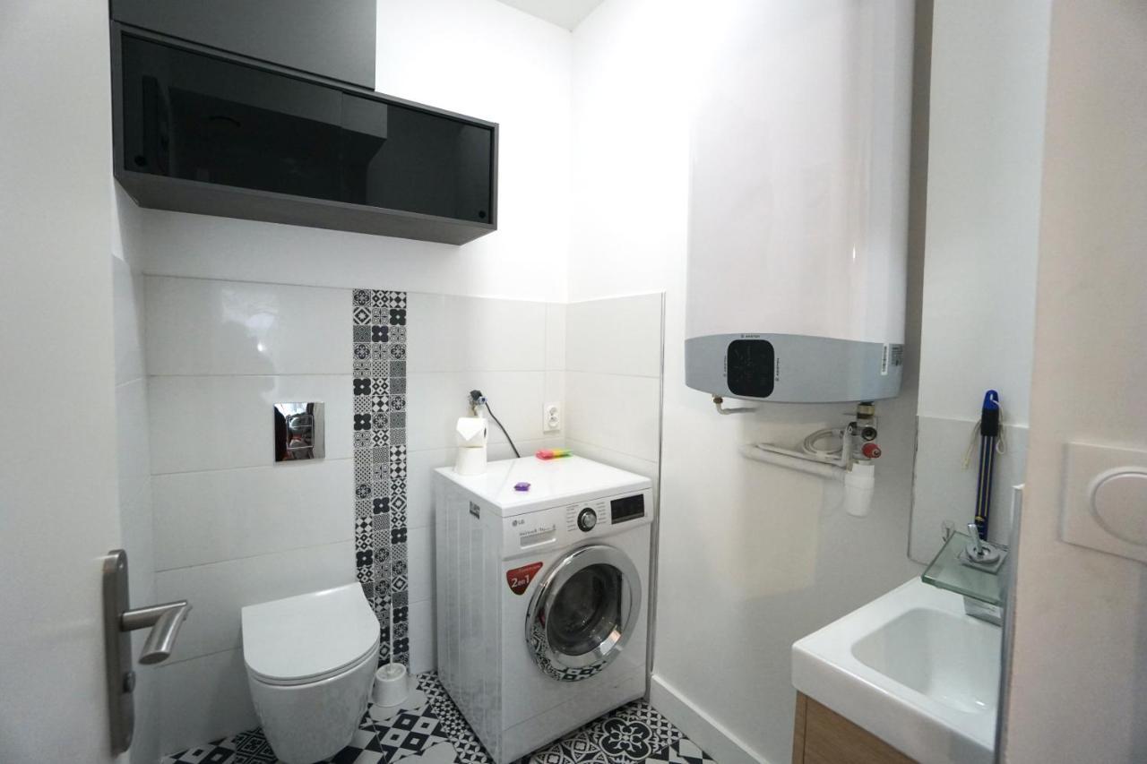 Апартаменты Le 12 * Hyper Centre* Лорьян Экстерьер фото